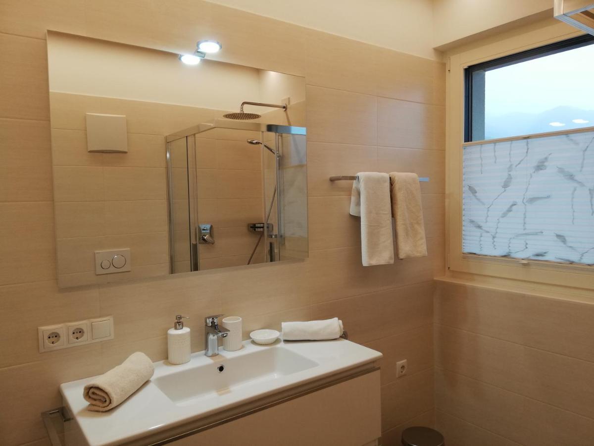 Gisshuebelhof Apartment Andrian Luaran gambar