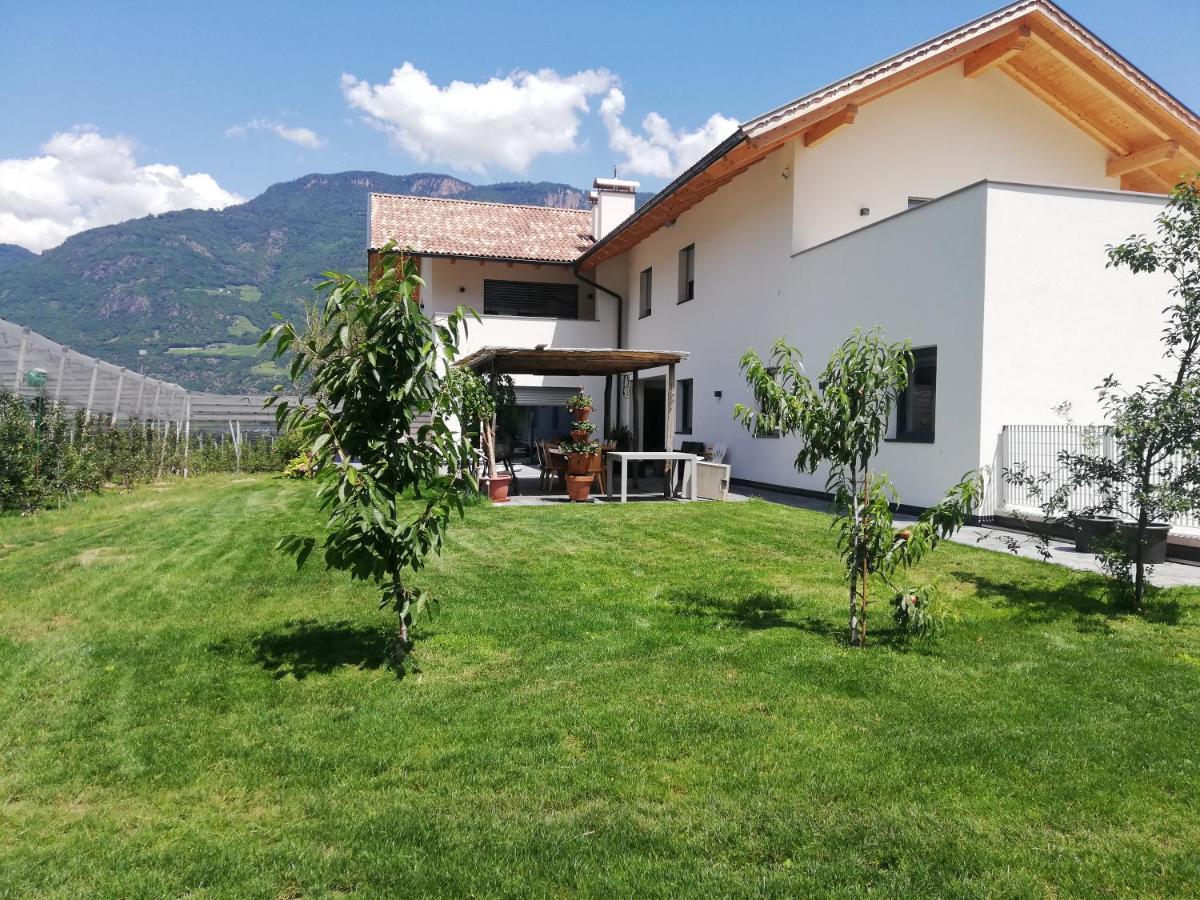 Gisshuebelhof Apartment Andrian Luaran gambar